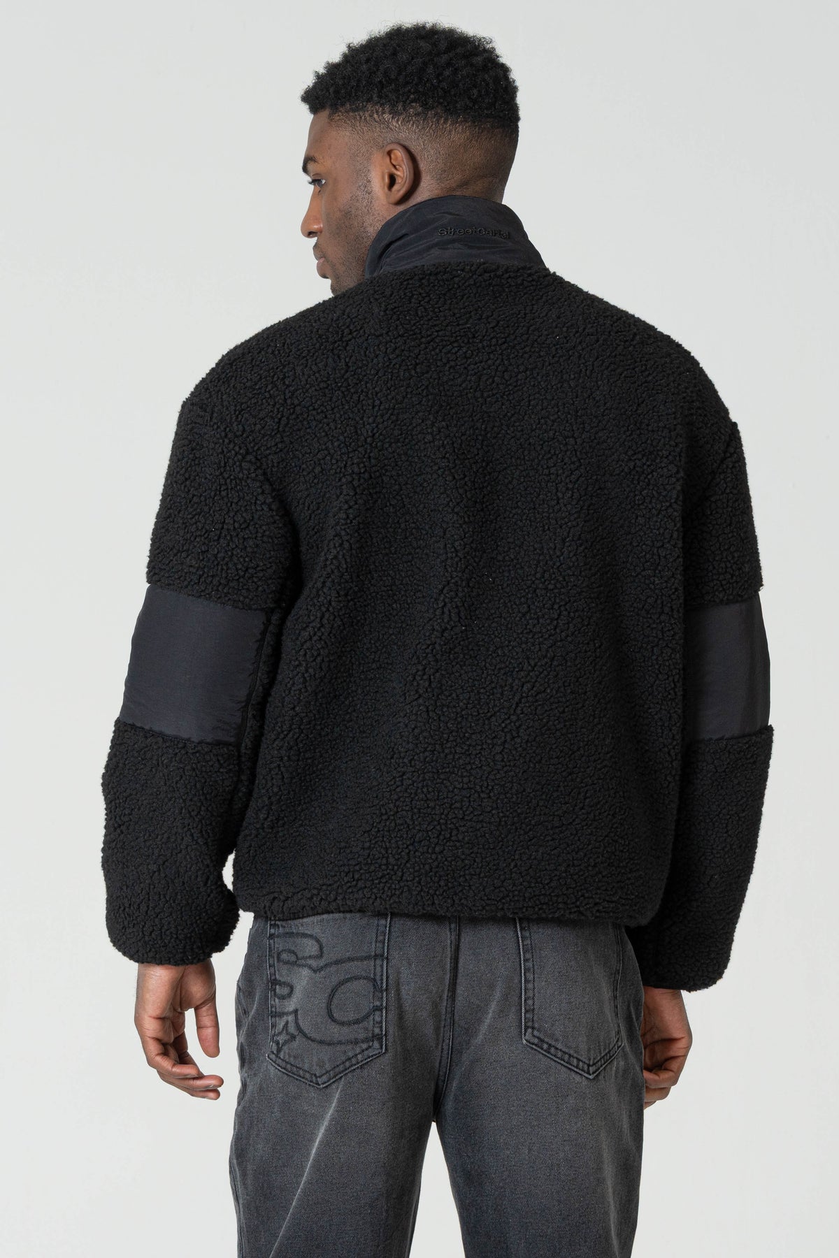 Leonardo Zip Thru Borg Black