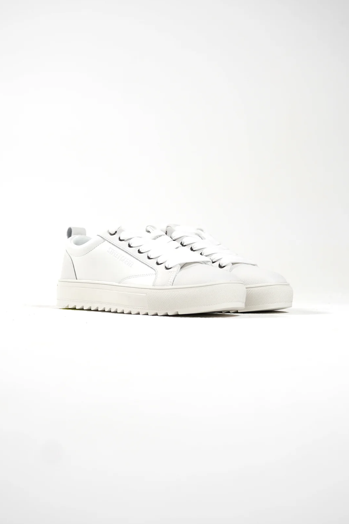 Tonaro Trainers White