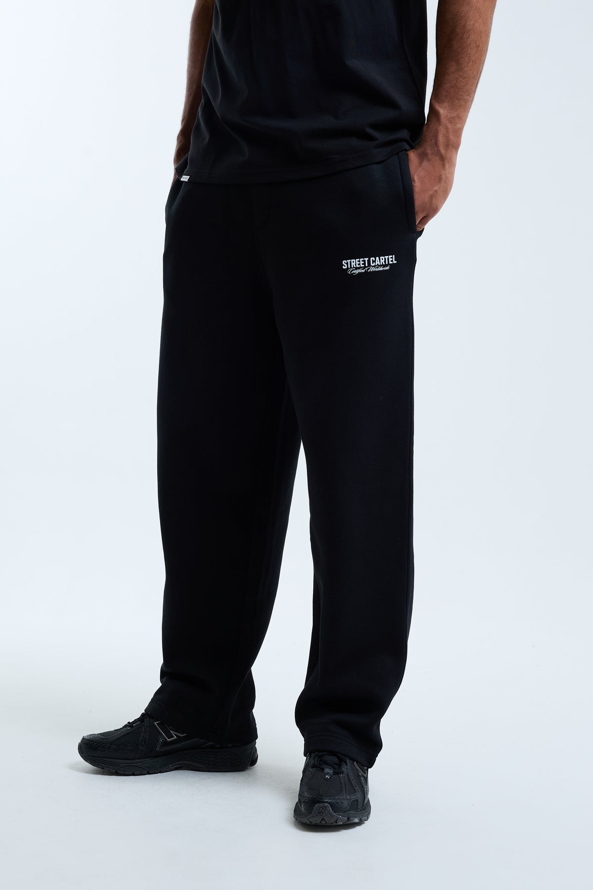Russo Open Hem Jogger Black / White