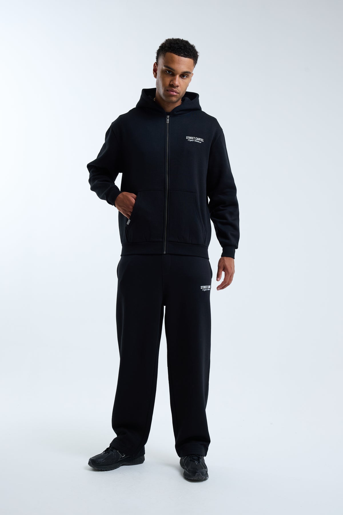Russo Open Hem Jogger Black / White