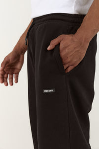 Carmine Jogger Black