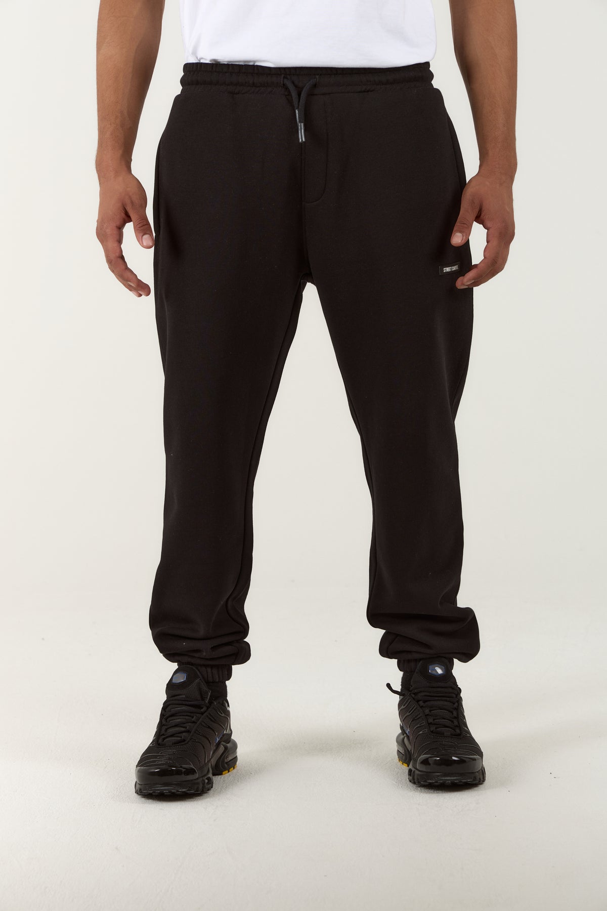 Carmine Jogger Black