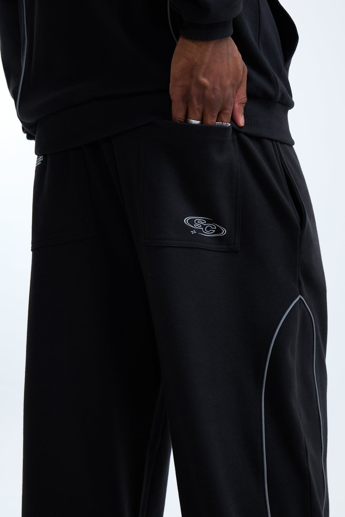 Valcore Reflective Jogger Black
